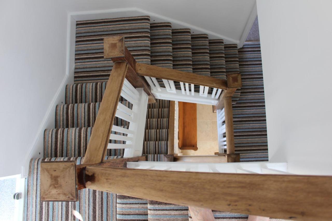Cippinstone Villa Newport  Buitenkant foto